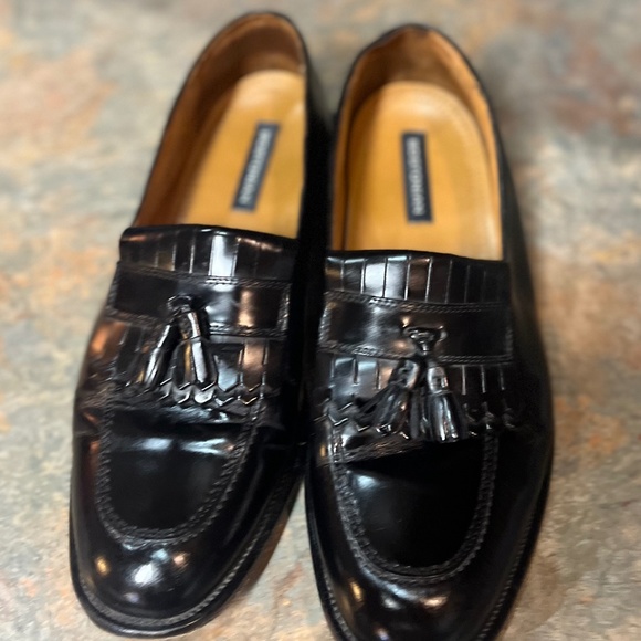 Bostonian Other - Bostonian Size 10M black kiltie loafer